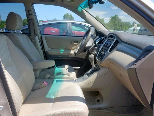 JTEEP21A650119467 - 2005 TOYOTA HIGHLANDER GOLD photo 5