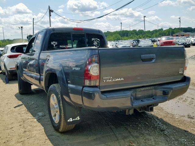 5TFUU4EN9DX055951 - 2013 TOYOTA TACOMA GRAY photo 3