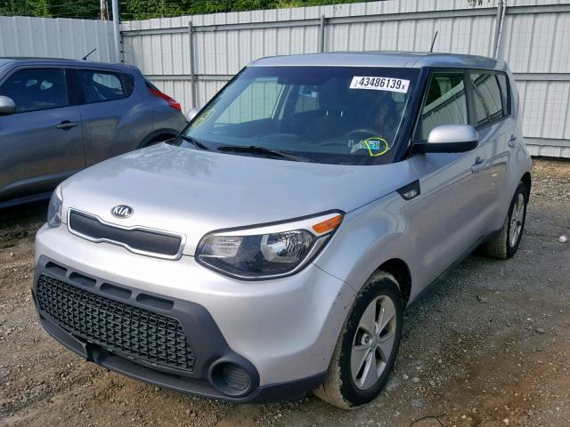 KNDJN2A25E7738876 - 2014 KIA SOUL SILVER photo 2