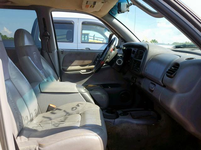 1B4HS28Y1WF214596 - 1998 DODGE DURANGO WHITE photo 5