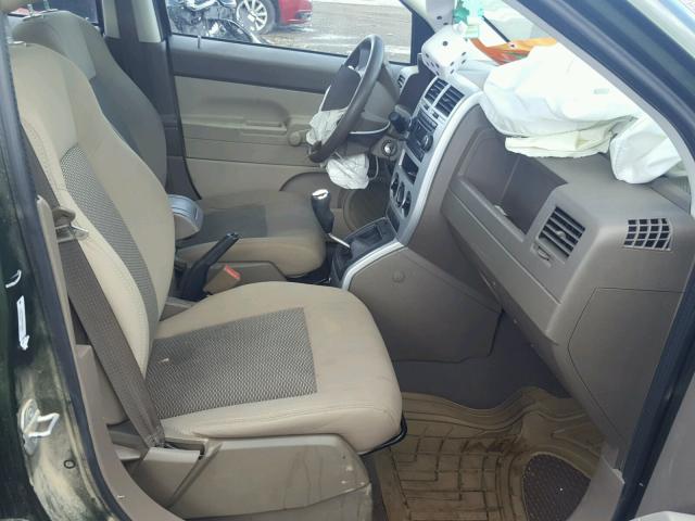 1J8FF47W38D669340 - 2008 JEEP COMPASS SP 绿色 照片 5