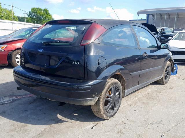 3FAFP3130YR216450 - 2000 FORD FOCUS ZX3 BLACK photo 4