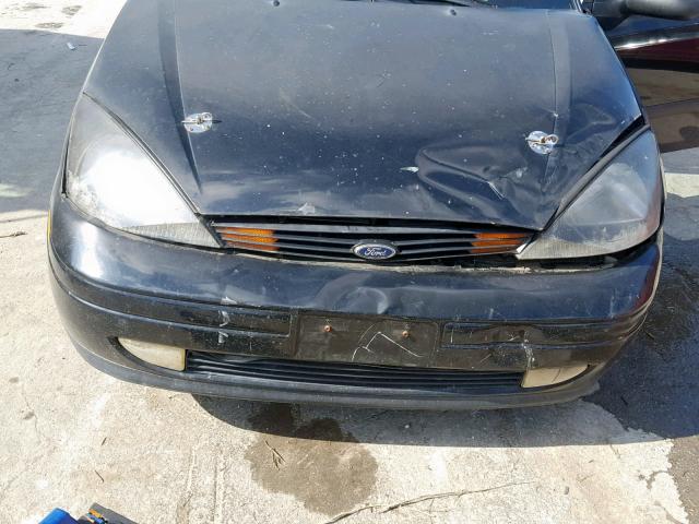 3FAFP3130YR216450 - 2000 FORD FOCUS ZX3 BLACK photo 7