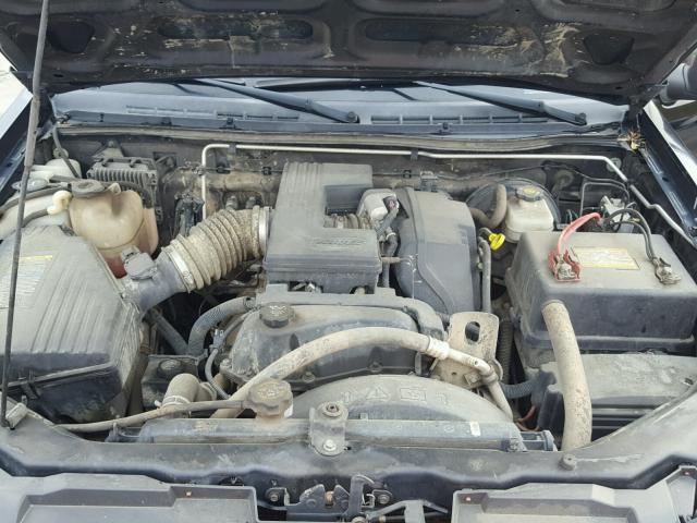 1GTDT136758139050 - 2005 GMC CANYON BLACK photo 7