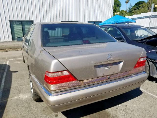 WDBGA32G3WA392206 - 1998 MERCEDES-BENZ S 320W SILVER photo 3