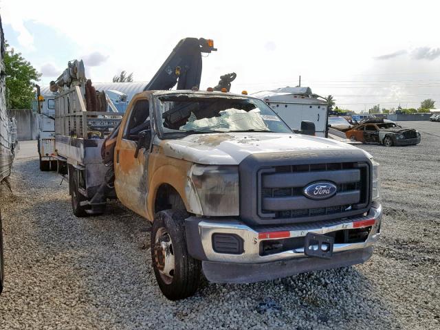 1FDUF5GTXDEB63899 - 2013 FORD F550 SUPER WHITE photo 1