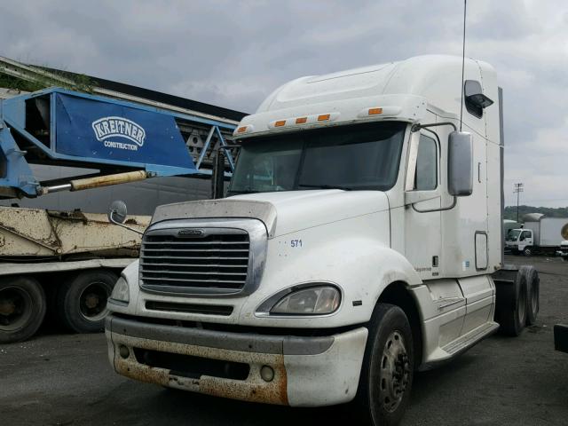 1FUJA6CY27PX11950 - 2007 FREIGHTLINER CONVENTION WHITE photo 2