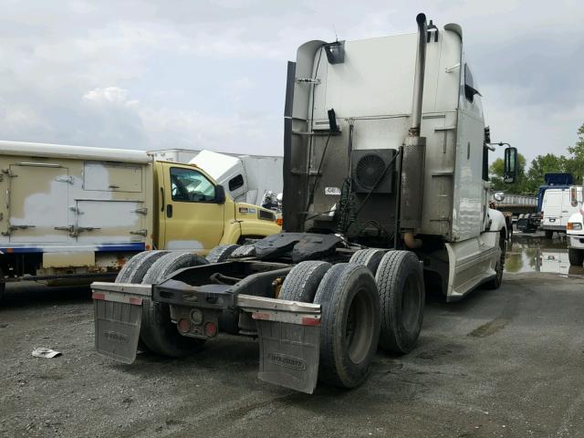 1FUJA6CY27PX11950 - 2007 FREIGHTLINER CONVENTION WHITE photo 4