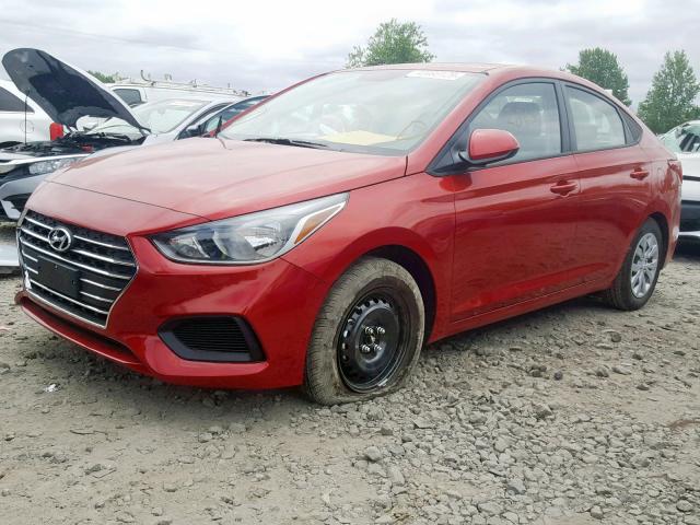 3KPC24A36KE086819 - 2019 HYUNDAI ACCENT SE RED photo 2