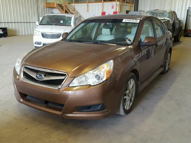 4S3BMJL64B2251582 - 2011 SUBARU LEGACY 3.6 BROWN photo 2