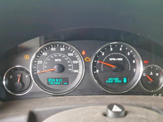 1J8HG48P27C671520 - 2007 JEEP COMMANDER BLACK photo 8