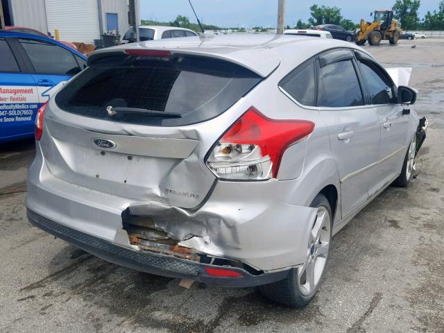 1FAHP3N2XCL296289 - 2012 FORD FOCUS TITA SILVER photo 4