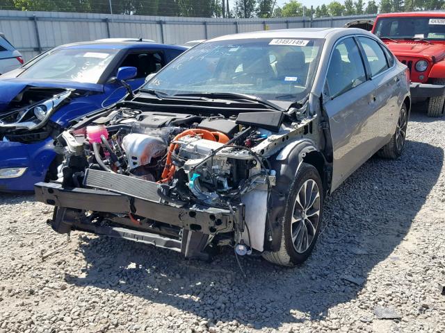 4T1BD1EB5GU055717 - 2016 TOYOTA AVALON HYB TAN photo 2