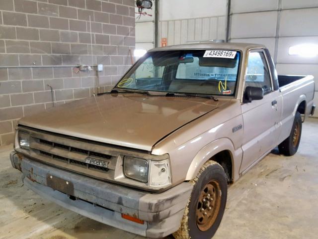 JM2UF1134J0398650 - 1988 MAZDA B2200 SHOR GOLD photo 2