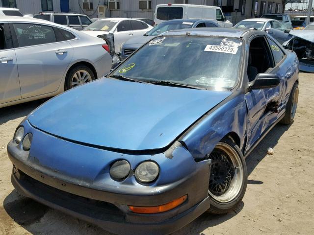 JH4DC4355YS001845 - 2000 ACURA INTEGRA LS BLUE photo 2