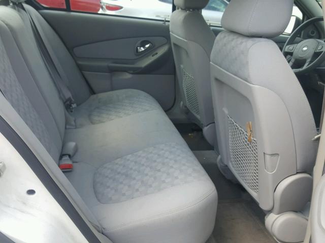 1G1ZT52805F300374 - 2005 CHEVROLET MALIBU LS WHITE photo 6