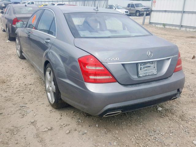 WDDNG7DB0DA528942 - 2013 MERCEDES-BENZ S 550 SILVER photo 3