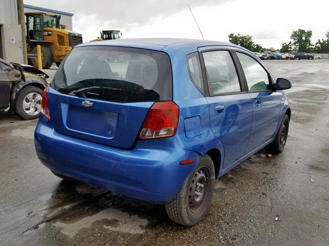 KL1TD62635B467485 - 2005 CHEVROLET AVEO BASE Көк фото 4
