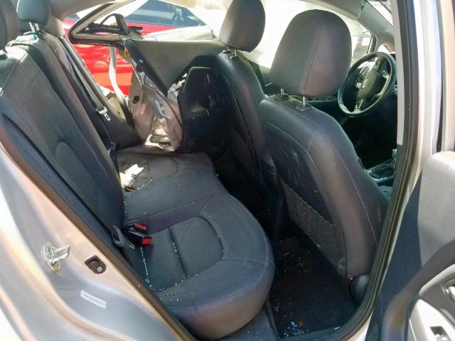 KNADN4A37F6468619 - 2015 KIA RIO EX SILVER photo 6