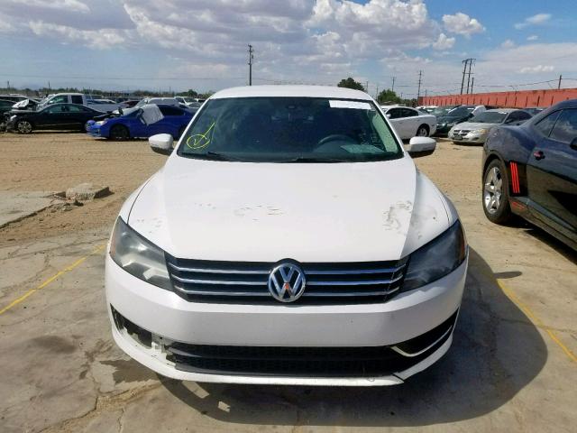 1VWAP7A3XDC021277 - 2013 VOLKSWAGEN PASSAT S WHITE photo 9