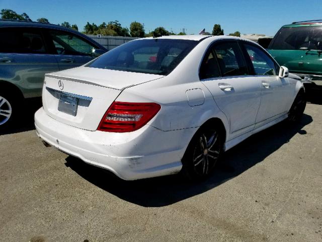 WDDGF4HB9DA779883 - 2013 MERCEDES-BENZ C 250 WHITE photo 4