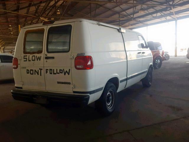 2B7HB11X5YK134379 - 2000 DODGE RAM VAN B1 WHITE photo 4