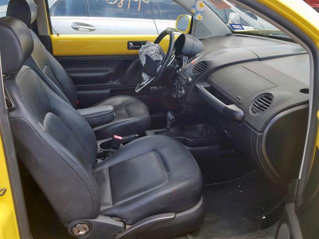 3VWRW31C09M513871 - 2009 VOLKSWAGEN NEW BEETLE Sarı foto 5