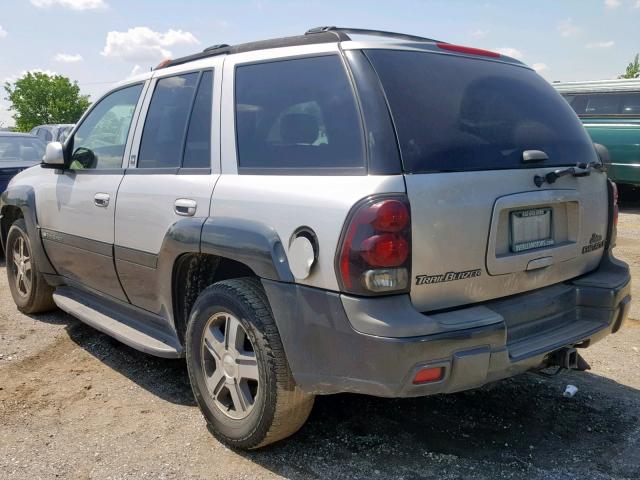 1GNDT13S242160331 - 2004 CHEVROLET TRAILBLAZE SILVER photo 3