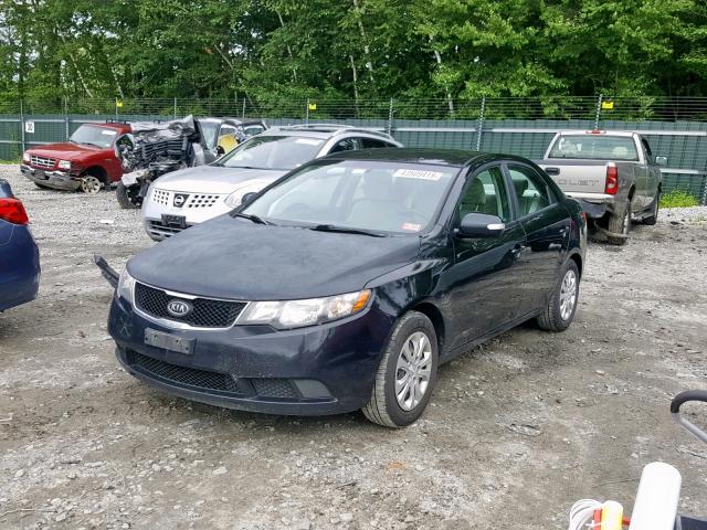 KNAFU4A2XA5181745 - 2010 KIA FORTE EX BLACK photo 2