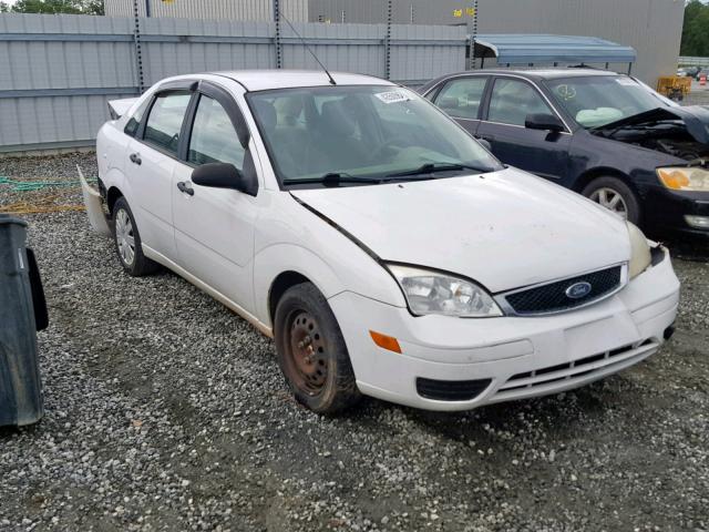 1FAFP34N66W243613 - 2006 FORD FOCUS ZX4 WHITE photo 1