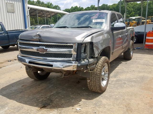 1GCPKSE79CF227392 - 2012 CHEVROLET SILVERADO SILVER photo 2