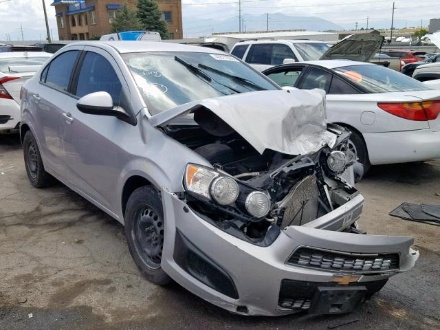 1G1JB5SH7D4135613 - 2013 CHEVROLET SONIC LS 银色 照片 1