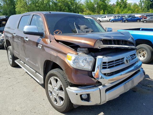 5TFAY5F11FX480687 - 2015 TOYOTA TUNDRA CRE BROWN photo 1