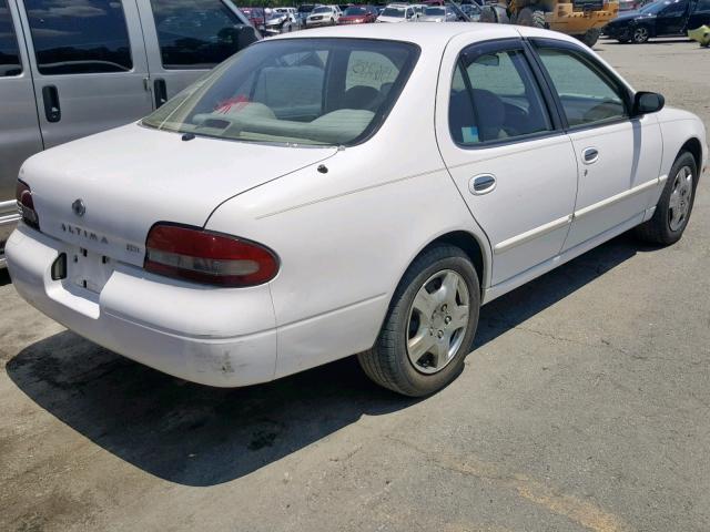 1N4BU31D9VC244483 - 1997 NISSAN ALTIMA XE WHITE photo 4