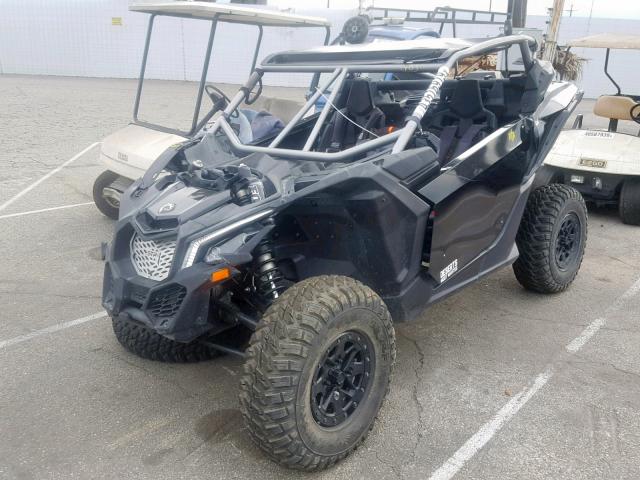 3JBVDAW27HK000092 - 2017 CAN-AM MAVERICK X BLACK photo 2