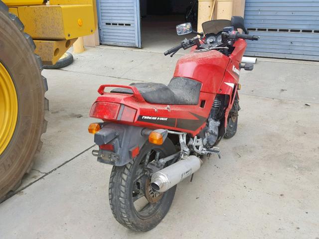 JKAEXMF1X1A079997 - 2001 KAWASAKI EX250 F RED photo 4