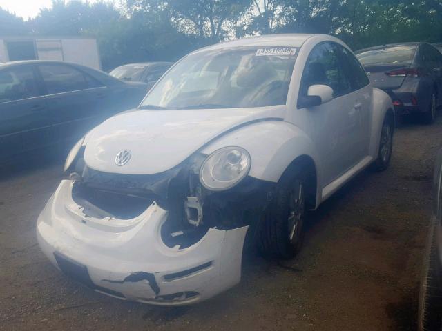 3VWPW31C09M512971 - 2009 VOLKSWAGEN NEW BEETLE თეთრი ფოტო 2