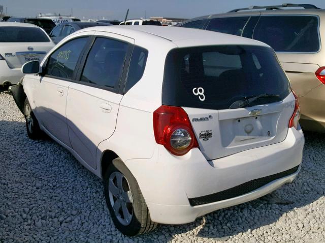 KL1TD66E89B360102 - 2009 CHEVROLET AVEO LS WHITE photo 3