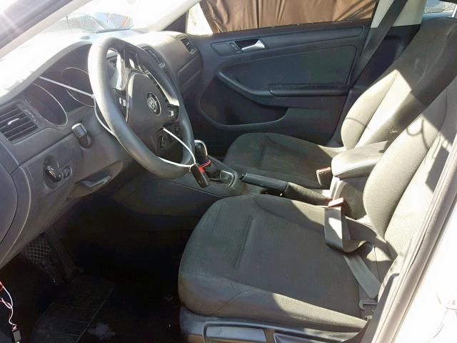 3VW2K7AJXFM268298 - 2015 VOLKSWAGEN JETTA BASE 银色 照片 5