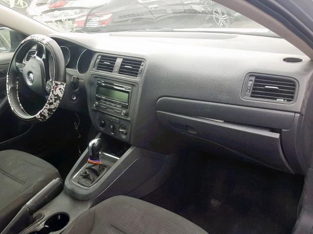 3VW2K7AJXFM268298 - 2015 VOLKSWAGEN JETTA BASE 银色 照片 9