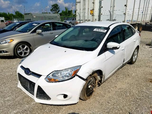 1FADP3F22EL460800 - 2014 FORD FOCUS SE WHITE photo 2