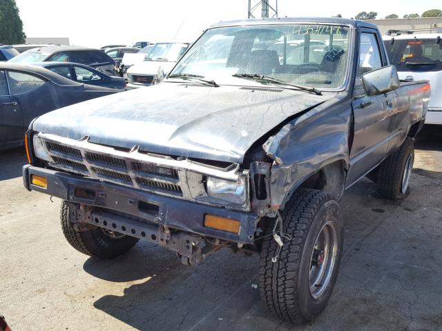 JT4RN60R3F5097135 - 1985 TOYOTA PICKUP RN6 BLACK photo 2