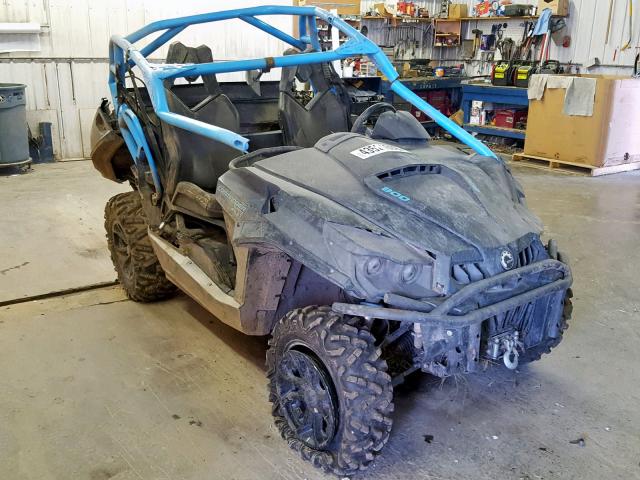 3JBKKAN28GJ001363 - 2016 CAN-AM COMMANDER BLUE photo 1