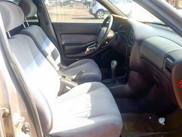 JT2BG12K5T0402425 - 1996 TOYOTA CAMRY DX BROWN photo 5