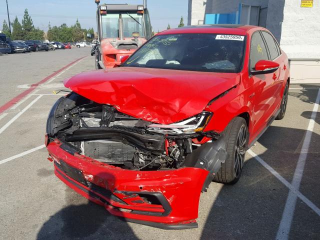 3VW4T7AJ3JM221905 - 2018 VOLKSWAGEN JETTA GLI RED photo 2