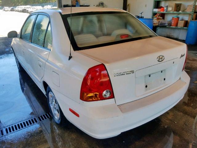 KMHCG45C43U467627 - 2003 HYUNDAI ACCENT GL WHITE photo 3