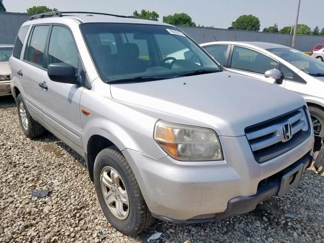 5FNYF18107B025125 - 2007 HONDA PILOT LX SILVER photo 1