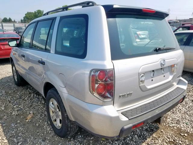 5FNYF18107B025125 - 2007 HONDA PILOT LX SILVER photo 3