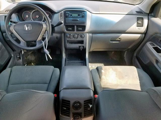 5FNYF18107B025125 - 2007 HONDA PILOT LX SILVER photo 9