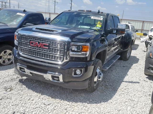 1GT42YEY7JF285755 - 2018 GMC SIERRA K35 BLACK photo 2